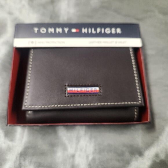 Tommy Hilfiger Men's Brown Wallet - Picture 1 of 5